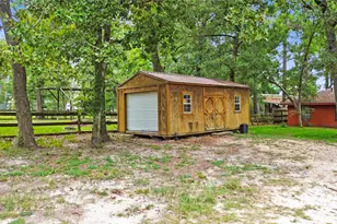98 N Lakeside Dr N, Huntsville, TX 77320 - Photo 25