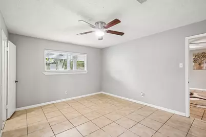 4202 Townes Forest Road, Friendswood, TX 77546 - Photo 15