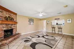 4202 Townes Forest Rd, Friendswood, TX 77546 - Photo 7