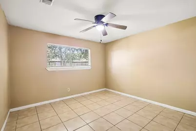 4202 Townes Forest Road, Friendswood, TX 77546 - Photo 23
