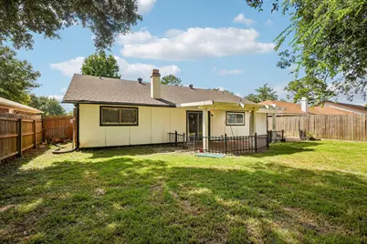 4202 Townes Forest Road, Friendswood, TX 77546 - Photo 31