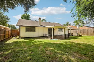 4202 Townes Forest Rd, Friendswood, TX 77546 - Photo 31
