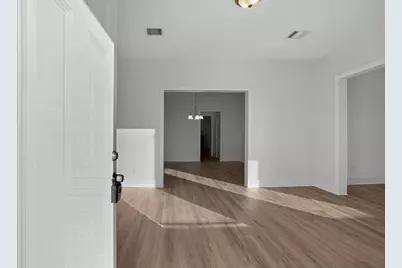 304 W Vulcan Street, Brenham, TX 77833 - Photo 11