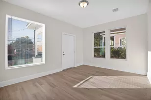 304 W Vulcan St, Brenham, TX 77833 - Photo 7