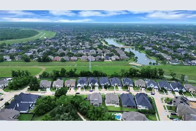 8826 Forest Side Drive, Missouri City, TX 77459 - Photo 37