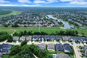 8826 Forest Side Dr, Missouri City, TX 77459 - Photo 37