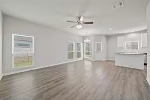 24709 White Libertia Ct, Houston, TX 77336 - Photo 5