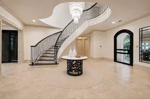 918 Huntington Cove, Houston, TX 77063 - Photo 9