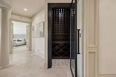 918 Huntington Cove, Houston, TX 77063 - Photo 13