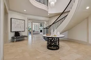 918 Huntington Cove, Houston, TX 77063 - Photo 5