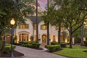 918 Huntington Cove, Houston, TX 77063 - Photo 3