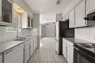 19302 Leewood Court, Humble, TX 77346 - Photo 7