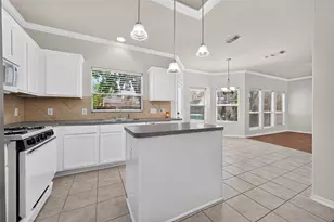 18439 Alemarble Oak St, Cypress, TX 77429 - Photo 9