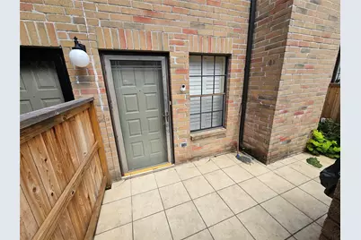 9800 Pagewood Lane #2404, Houston, TX 77042 - Photo 17