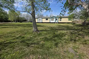 18902 McKay Rd, Alvin, TX 77511 - Photo 3