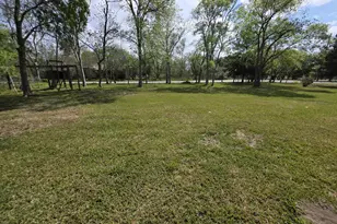 18902 McKay Rd, Alvin, TX 77511 - Photo 35