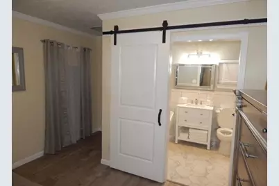 8821 Woodruff Street, Houston, TX 77012 - Photo 13