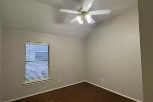 9903 Edgewood Manor Ct, Tomball, TX 77375 - Photo 21