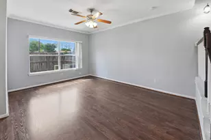 5227 Brinkman Ct, Houston, TX 77091 - Photo 7