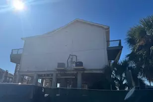 15 Harbour Dr, Nassau Bay, TX 77058 - Photo 9