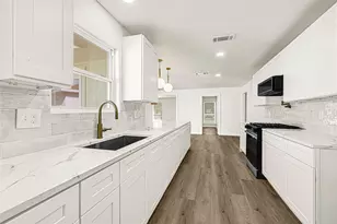 11102 Sagecanyon Dr, Houston, TX 77089 - Photo 13