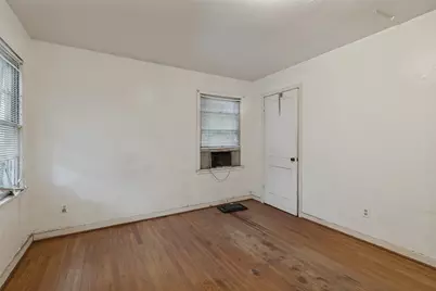 1254 Common Park Drive, Houston, TX 77009 - Photo 7