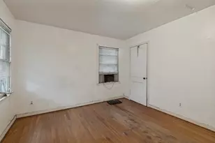 1254 Common Park Dr, Houston, TX 77009 - Photo 7