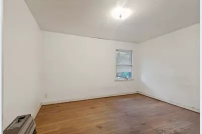 1254 Common Park Drive, Houston, TX 77009 - Photo 5