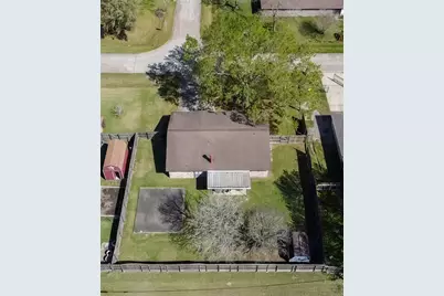 2306 Heather Street, Highlands, TX 77562 - Photo 27