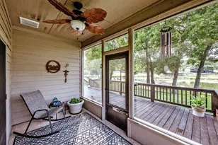 14 Wildwood Lake Dr, Huntsville, TX 77340 - Photo 31