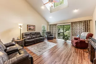 14 Wildwood Lake Dr, Huntsville, TX 77340 - Photo 15