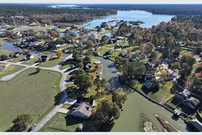 14 Wildwood Lake Dr, Huntsville, TX 77340 - Photo 41