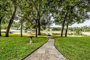 14 Wildwood Lake Dr, Huntsville, TX 77340 - Photo 33