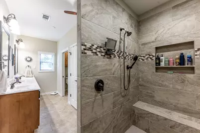 14 Wildwood Lake Dr, Huntsville, TX 77340 - Photo 23