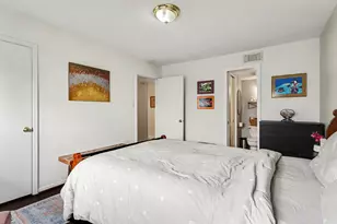 421 Emerson St, Houston, TX 77006 - Photo 11