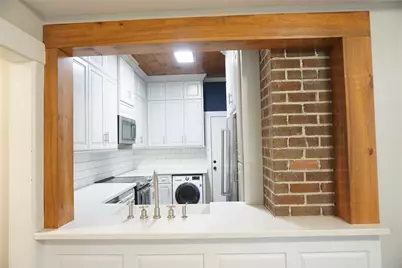 1912 Ridgewood Street, Houston, TX 77006 - Photo 3