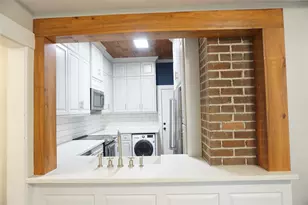 1912 Ridgewood St, Houston, TX 77006 - Photo 3