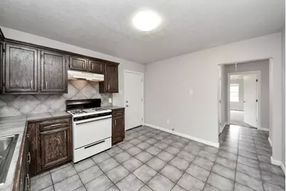 9413 Arden Court, Houston, TX 77033 - Photo 17