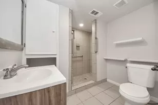 9413 Arden Ct, Houston, TX 77033 - Photo 21