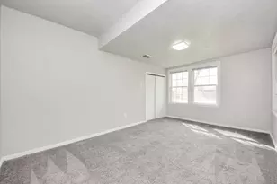 9413 Arden Ct, Houston, TX 77033 - Photo 27