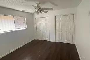 10102 Valley Wind Dr, Houston, TX 77078 - Photo 7