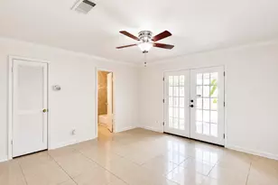 10911 Sageleaf Ln, Houston, TX 77089 - Photo 13