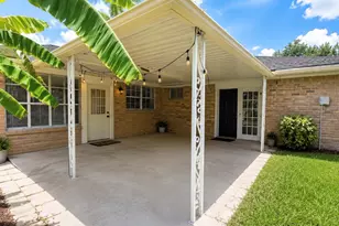 10911 Sageleaf Ln, Houston, TX 77089 - Photo 3