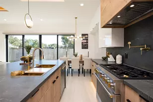 603 Rolling Oaks, Stafford, TX 77477 - Photo 19