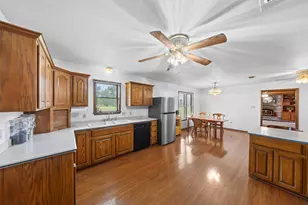 191 Co Rd 410, Buckholts, TX 76518 - Photo 15