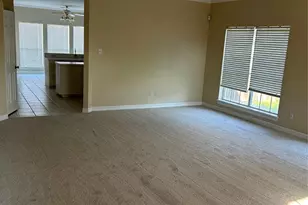 17610 W Fawn River Cir, Spring, TX 77379 - Photo 3