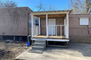 310 Harris Rd, Highlands, TX 77562 - Photo 11