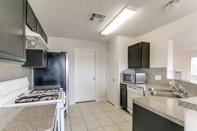 9315 Ratama Creek Lane, Houston, TX 77064 - Photo 9