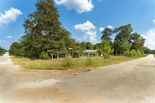 931 Trails End Dr, Cleveland, TX 77328 - Photo 17