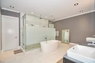 1917 Potomac Dr, Houston, TX 77057 - Photo 17
